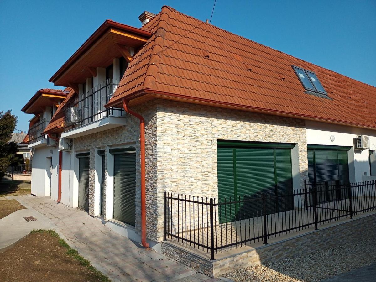 Szellőrózsa Apartman Fonyód Kültér fotó